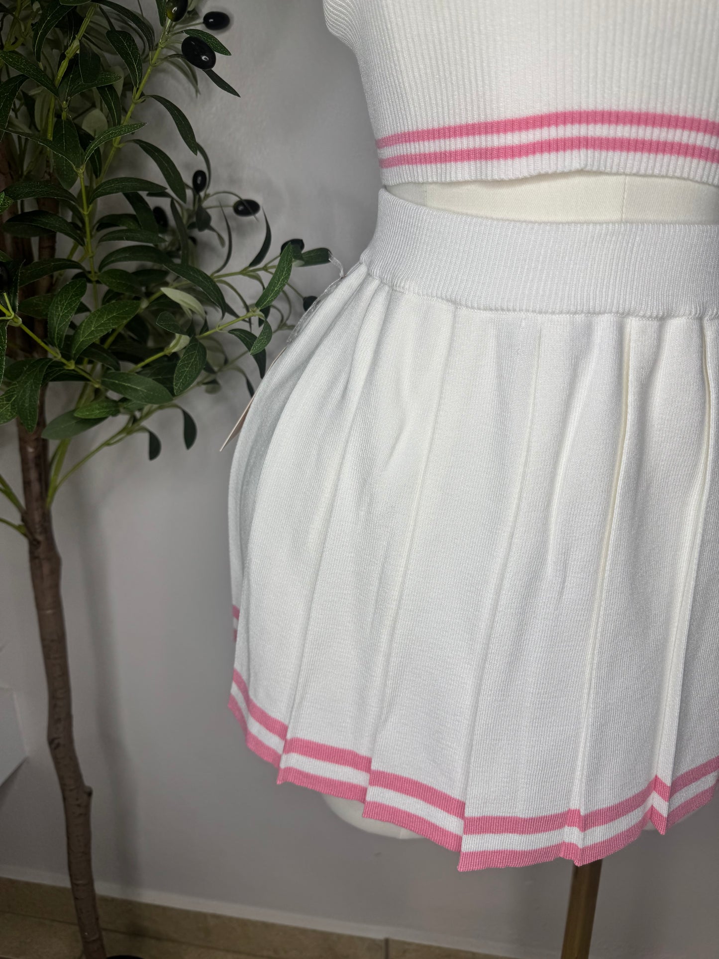 Play Set In Pink and White