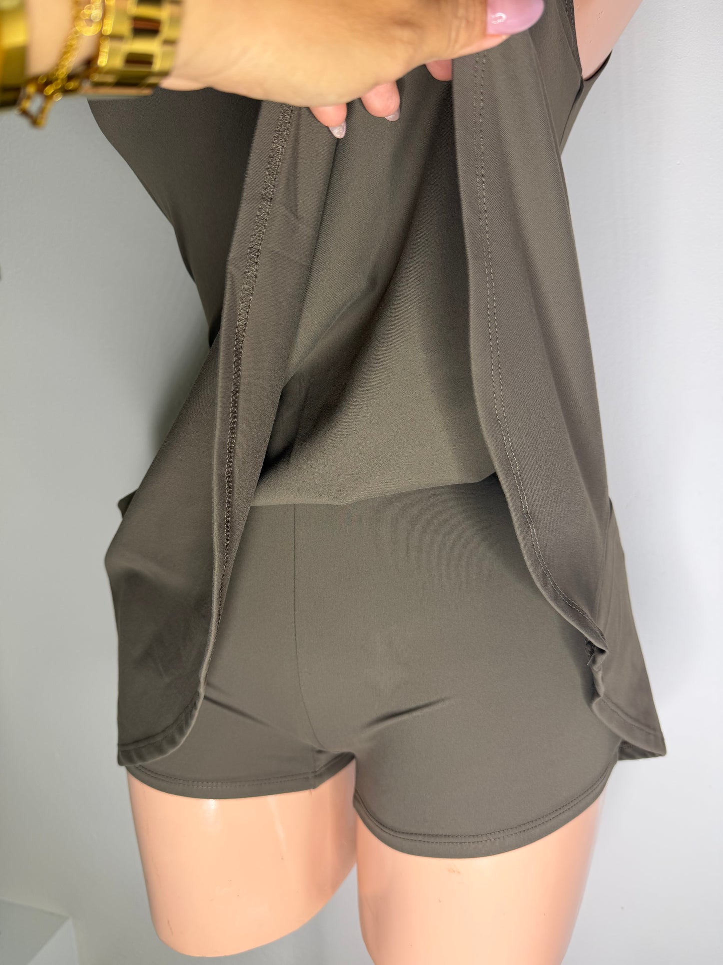 Sporty Basic Dress in Taupe