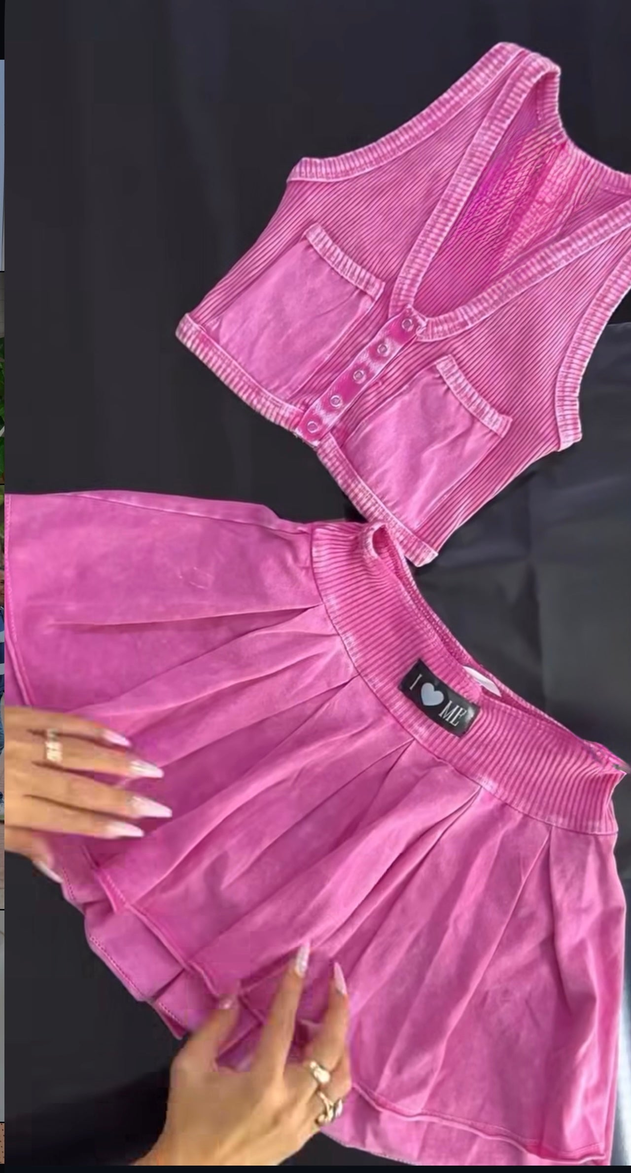 Mineral Barbie Set con short por debajo