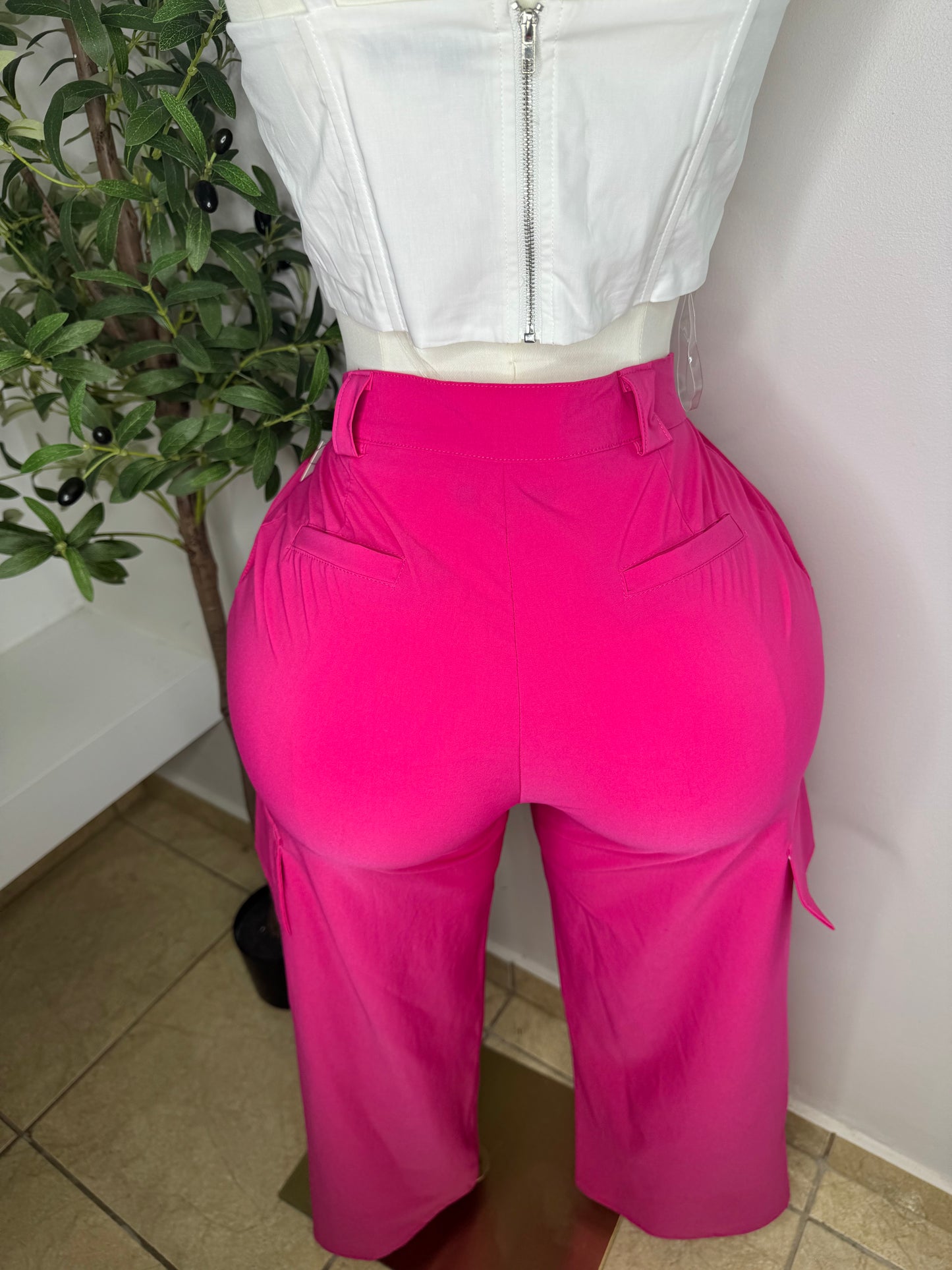 Super Stretch Cargo Pants in Fushia