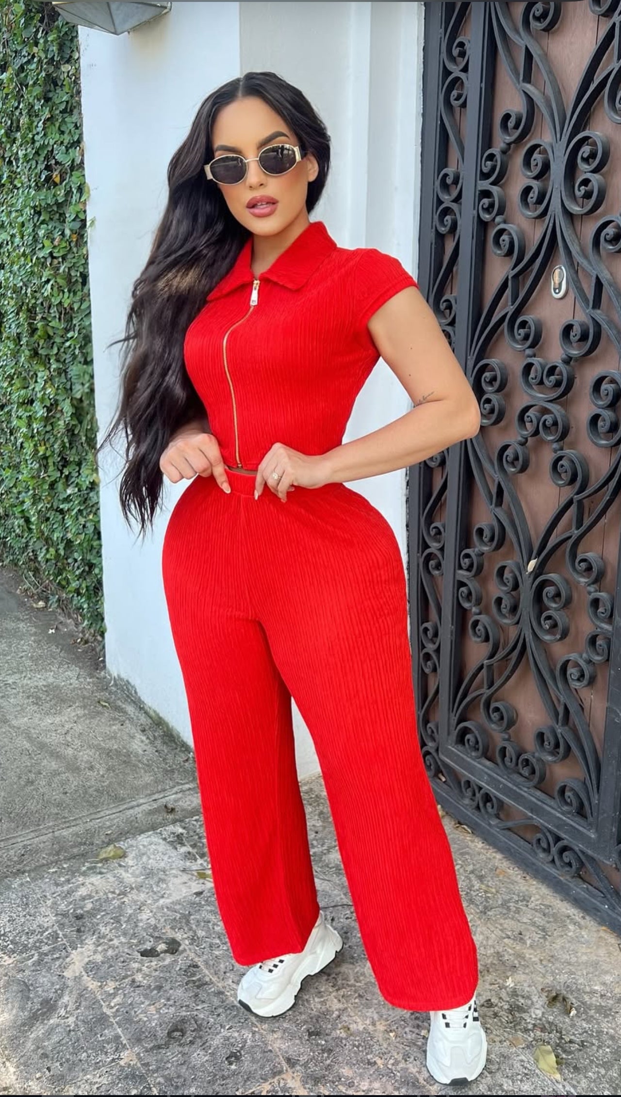 True Red Set