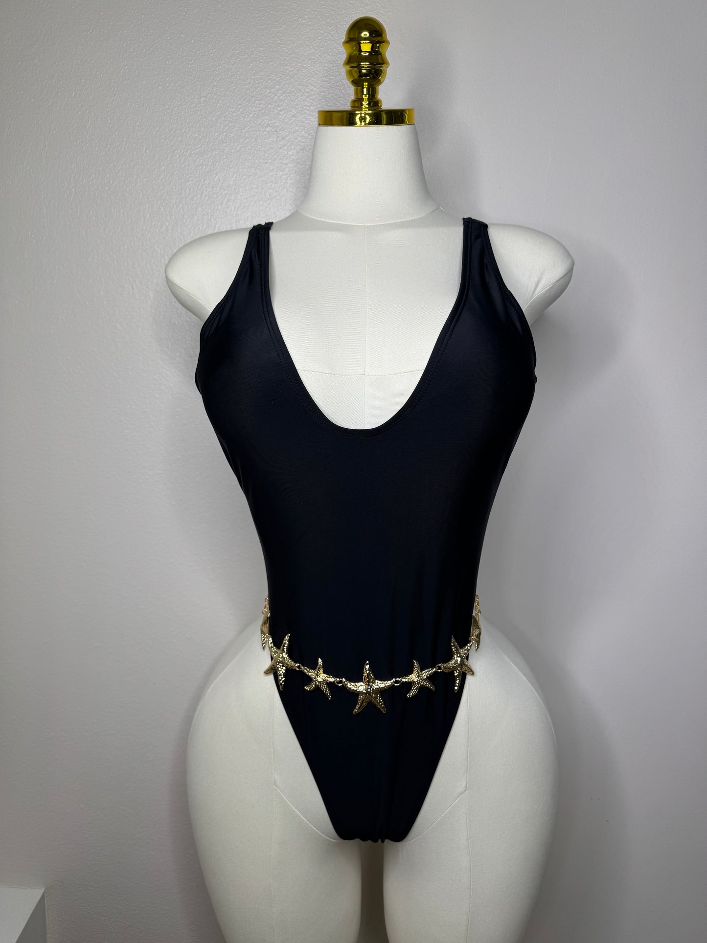 Basic Tanga Swimwear en Negro