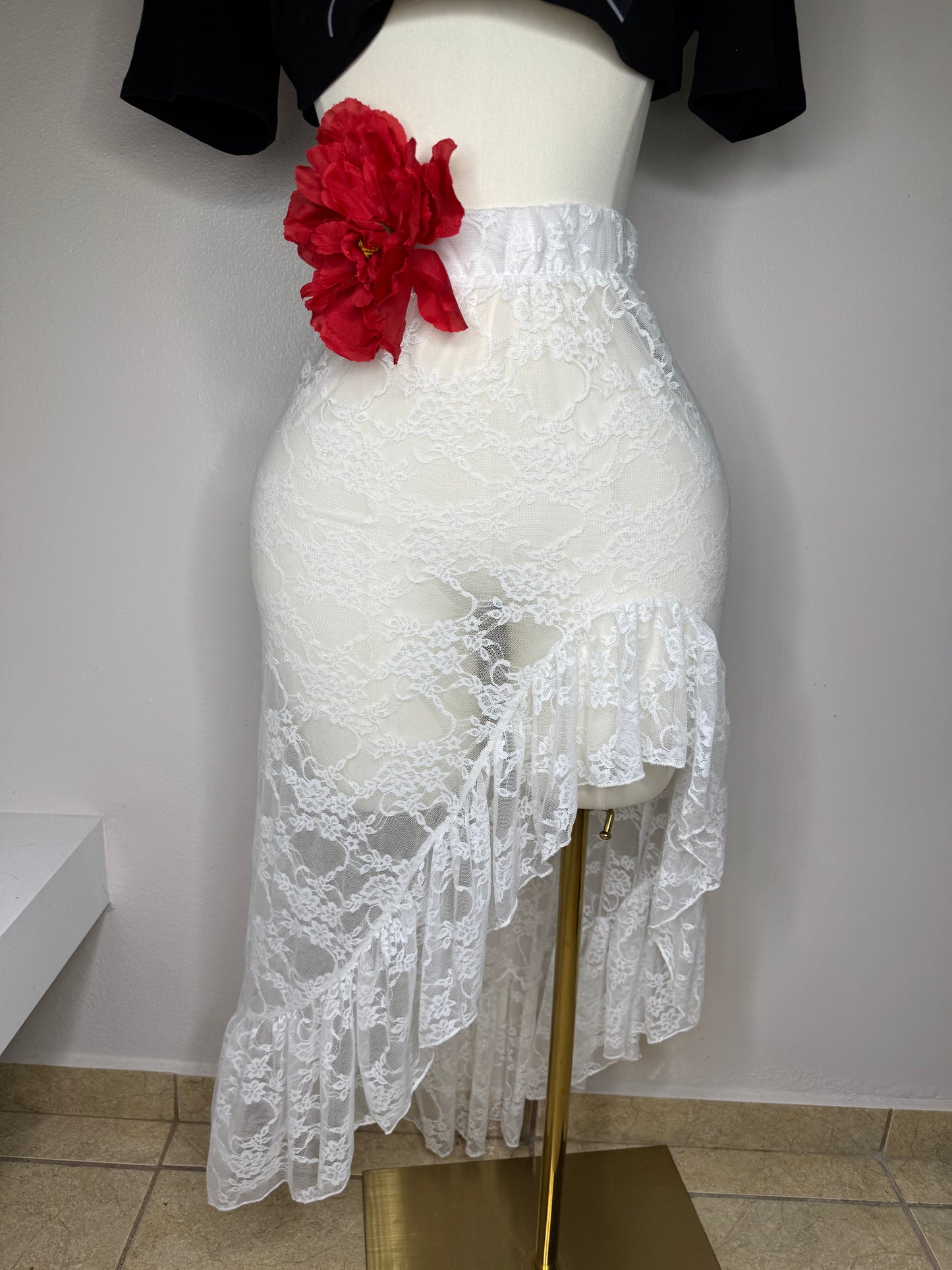 Falda en Lace Blanca