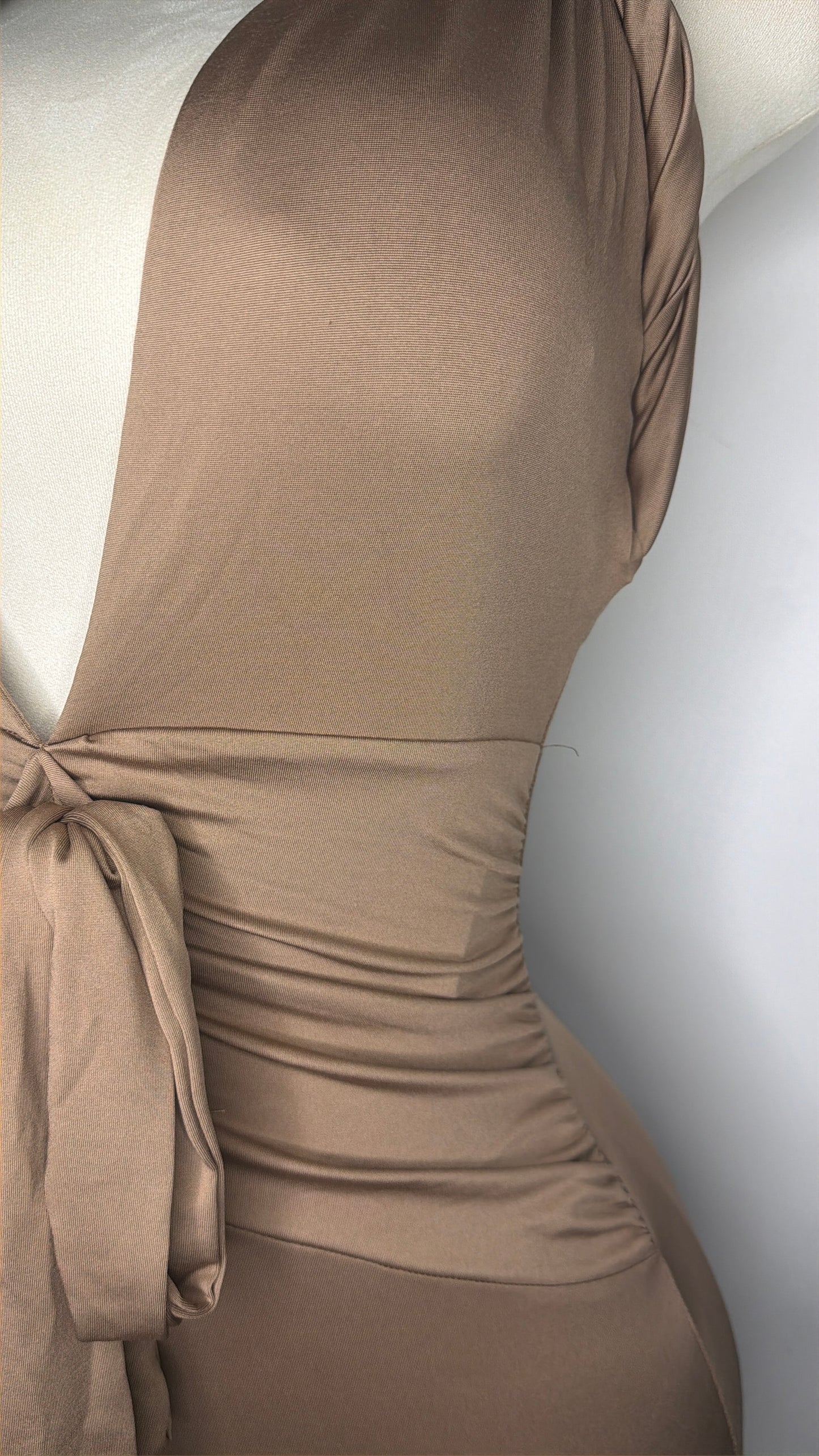 Curvas Maxi Dress in Taupe