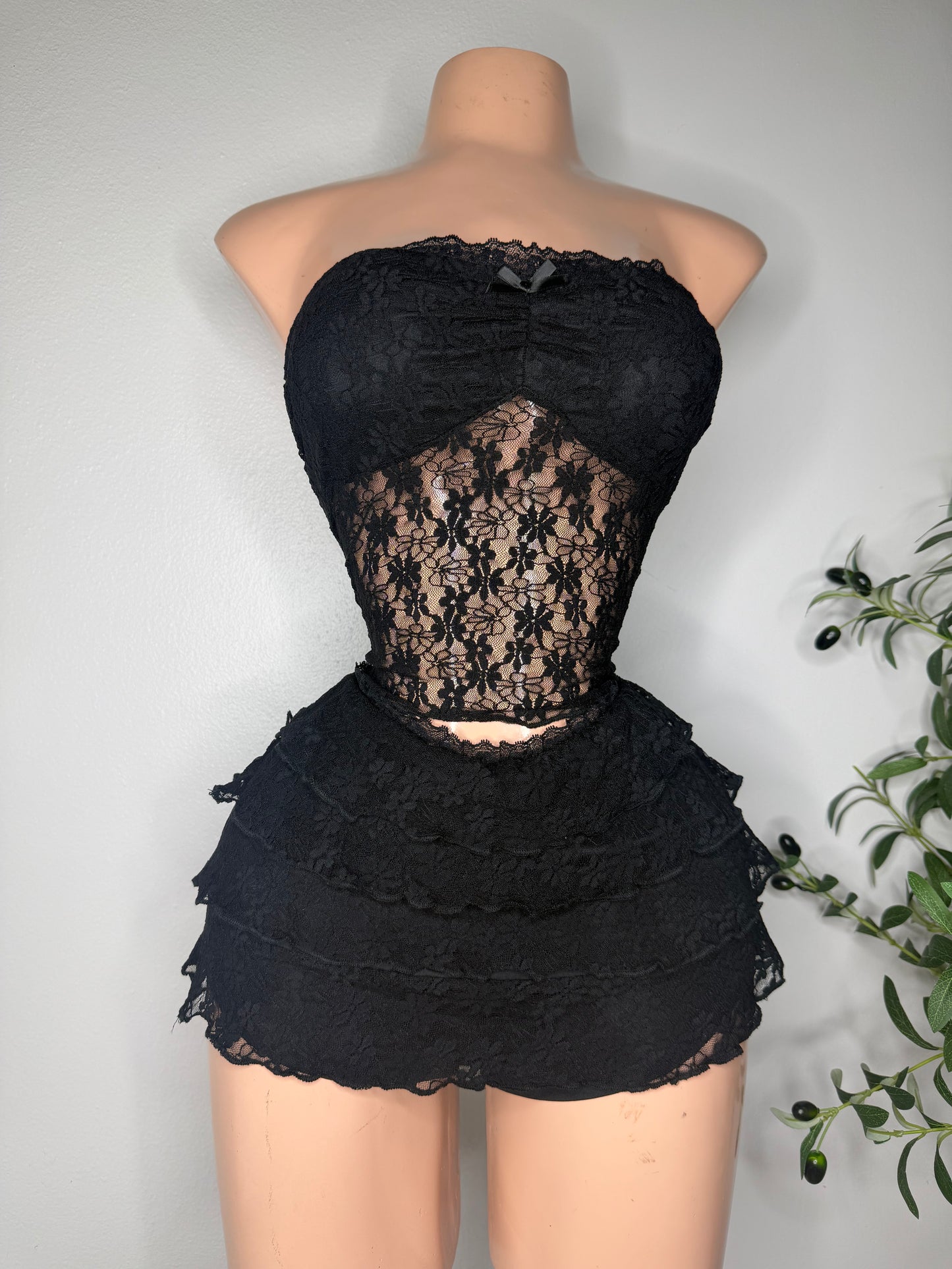 Muñeca Lace Set in Black