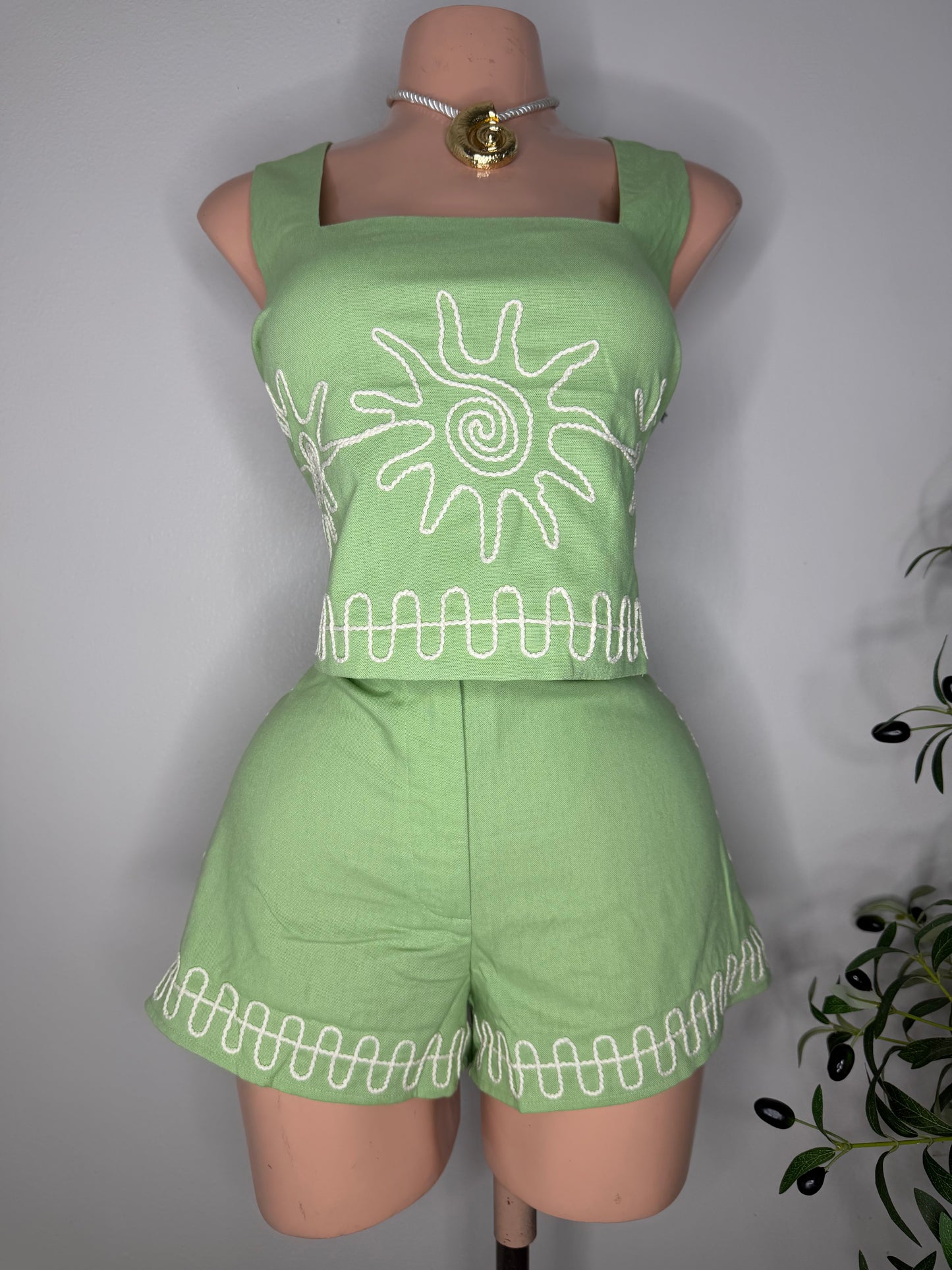 Vacay Hilo Set in Green
