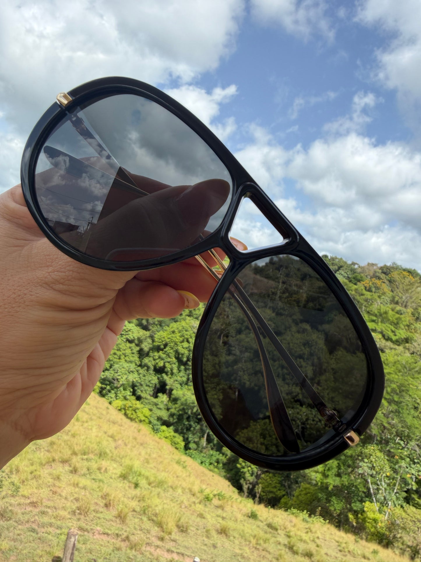 BV Black Sunnies 😎