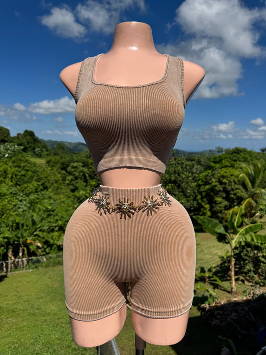 Set Moldeador corto Básico en Crema