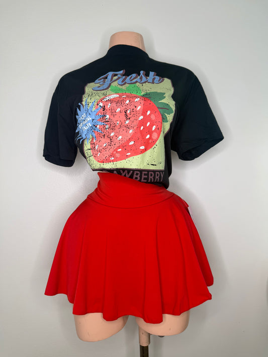 Fresh Strawberry 🍓 T shirt BLACK