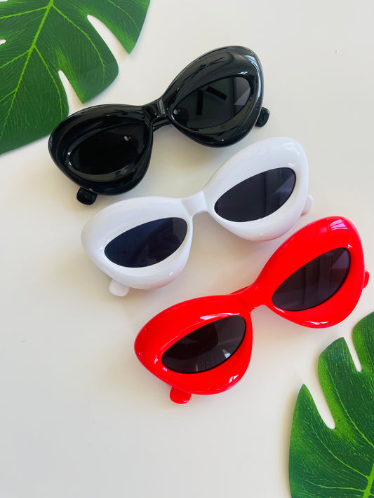 Trendy Hello! 👋🏼 Sunglasses